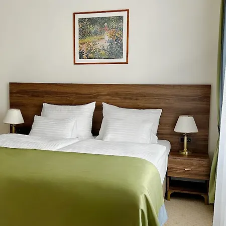 Lazensky Smetana 4* Karlovy Vary