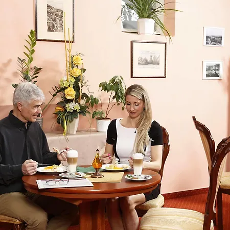 Lazensky Smetana Hotel